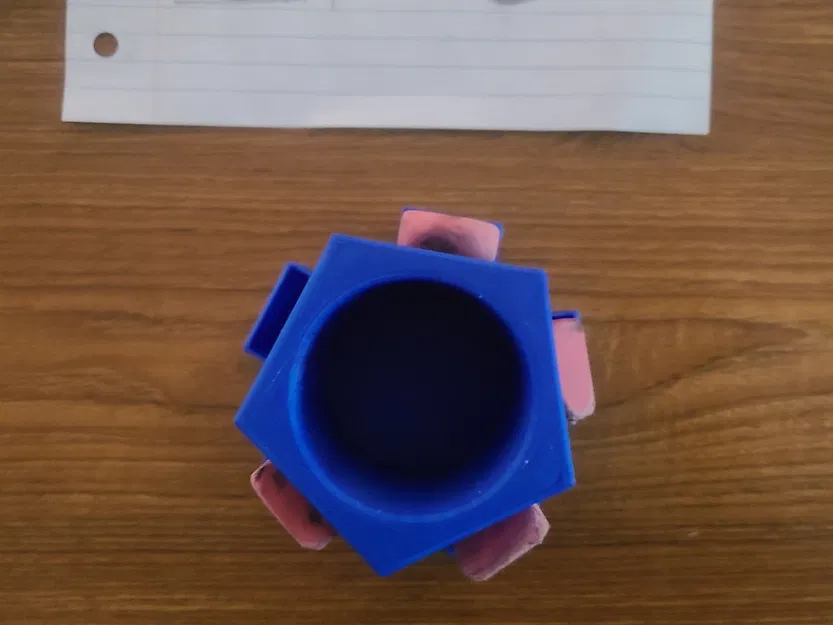 Giá đỡ bút chì và tẩy với 5 ngăn tẩy hồng - Image 2