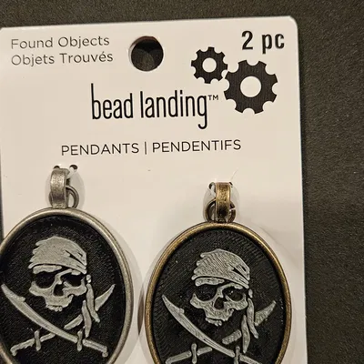 Mặt dây chuyền Jolly Roger cho trang phục Halloween