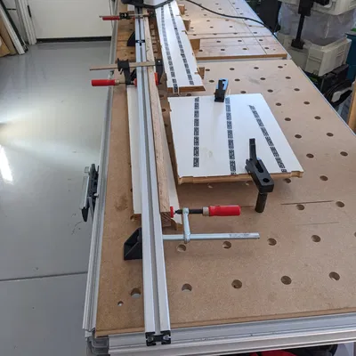 Ray hỗ trợ chống trượt cho bàn MFT