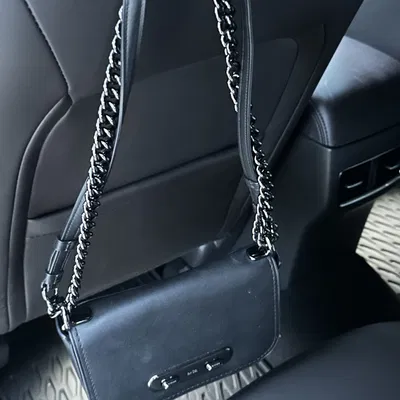 Móc treo túi xách cho xe hơi không cần tháo tựa đầu