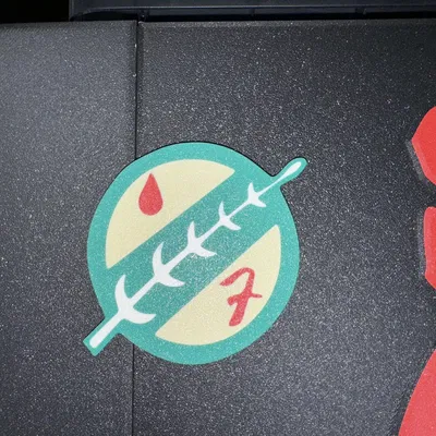 Nam châm biểu tượng gia tộc Fett trong Star Wars