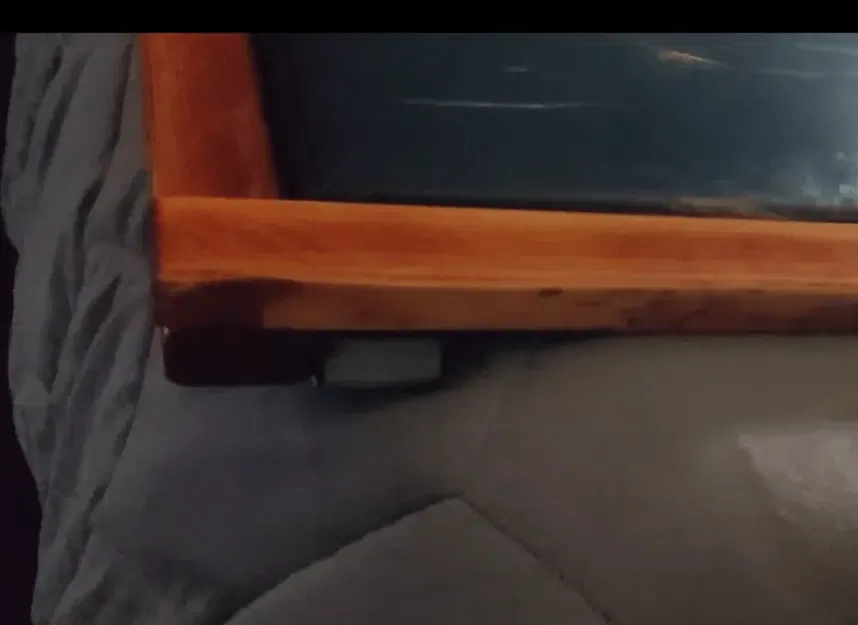 Khung hình ghép nối cho khung gỗ trong The Last Of Us - Image 4