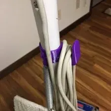 Giá đỡ máy hút bụi Eureka thay thế