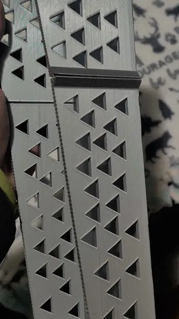 Giá đỡ camera Govee cho TV với thiết kế thẩm mỹ - Image 4