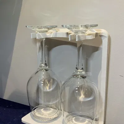 Giá đỡ ly rượu tinh tế và độc đáo