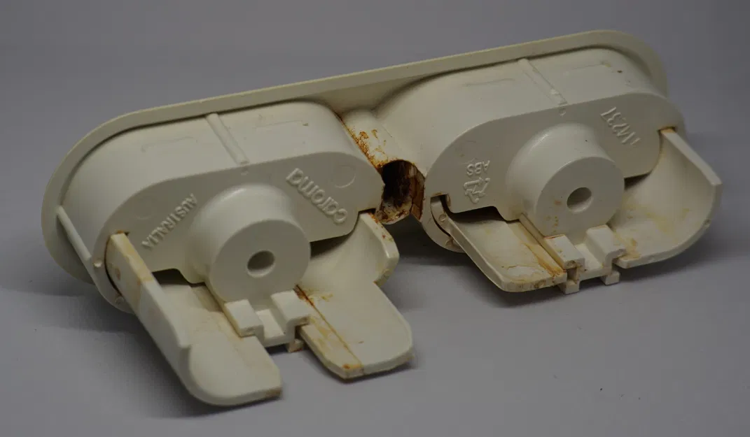 Thay thế nút xả đôi Caroma (Phụ kiện #772135) - Image 11