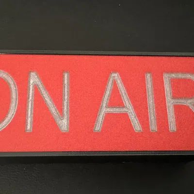 Hộp đèn ON AIR với đèn LED dải tự dính