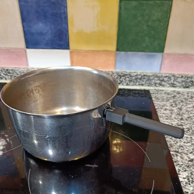 Sửa chữa tay cầm nồi thay thế cho tay cầm hỏng