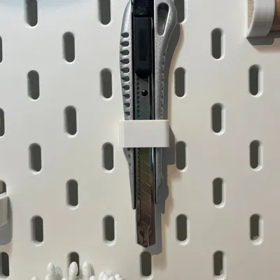 Giá đỡ cho dao cắt trên bảng IKEA Skadis