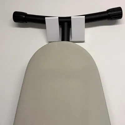 Giá treo bàn là treo tường cho LauraStar