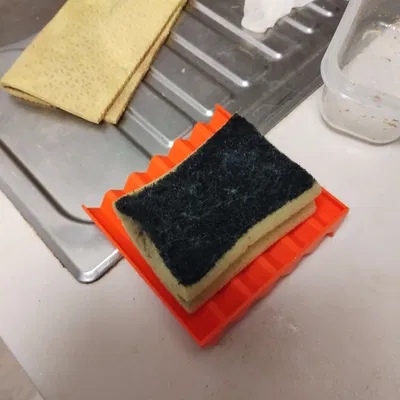 Khay bọt biển có rãnh thoát nước cho nhà bếp