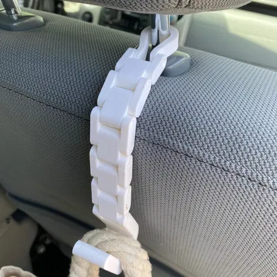 Móc treo đầu ghế xe hơi với thiết kế linh hoạt