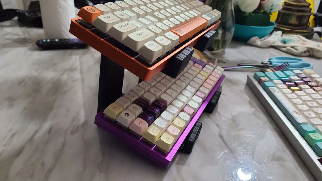 Giá đỡ bàn phím gắn tường cho bàn phím 60% - Image 1