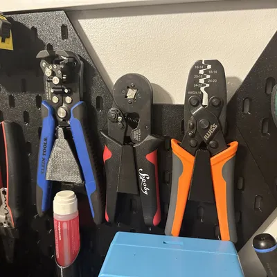 Gạch lục giác với họa tiết lỗ Skadis