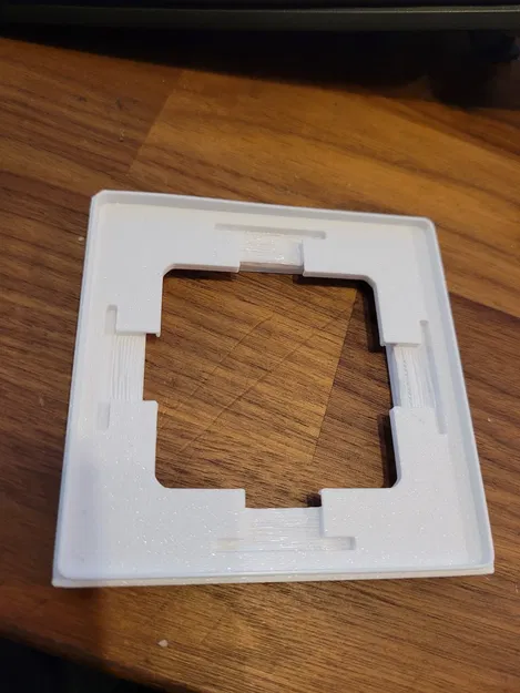 Khung cho bộ công tắc và ổ cắm Simon 54 - Image 5