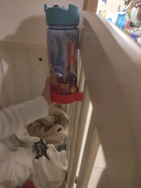 Giá đỡ bình sữa cho cũi trẻ em - Image 3