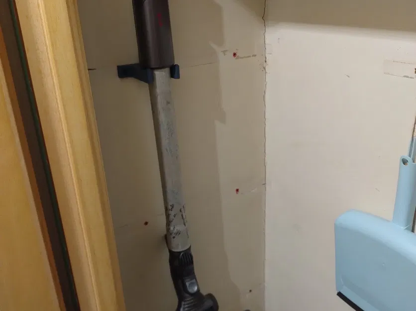 Giá đỡ ống đơn cho máy hút bụi Dyson DC19 - Image 2