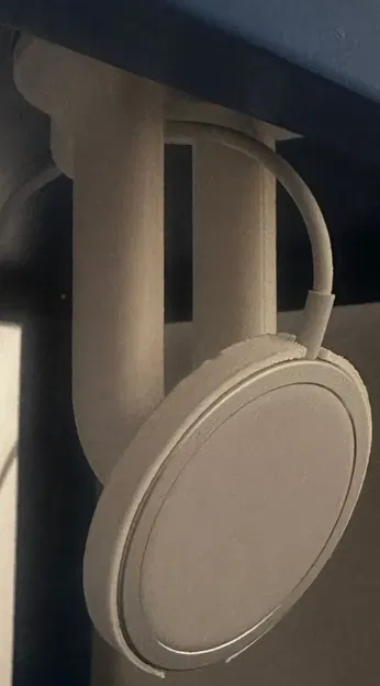 Giá đỡ iPhone Magsafe với lỗ cho nam châm - Image 1