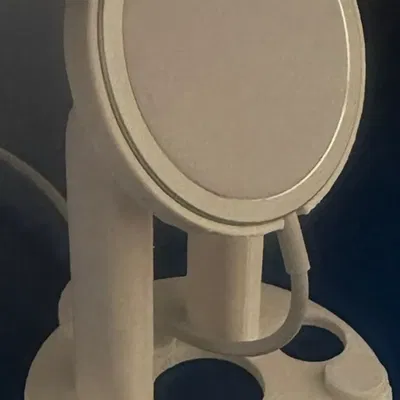 Giá đỡ iPhone Magsafe với lỗ cho nam châm