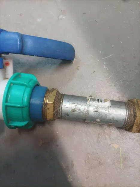 Nắp IBC Container với lỗ 50 mm và ren trong 1 1/4 - Image 2