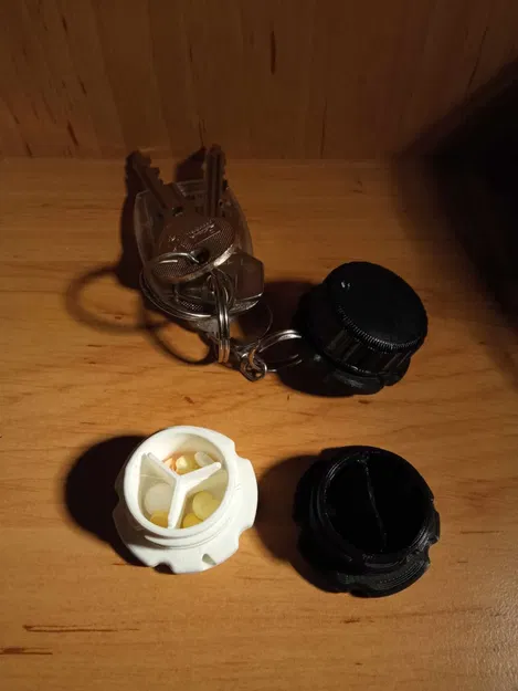 Móc khóa hộp đựng nắp chai PET tiện dụng - Image 5