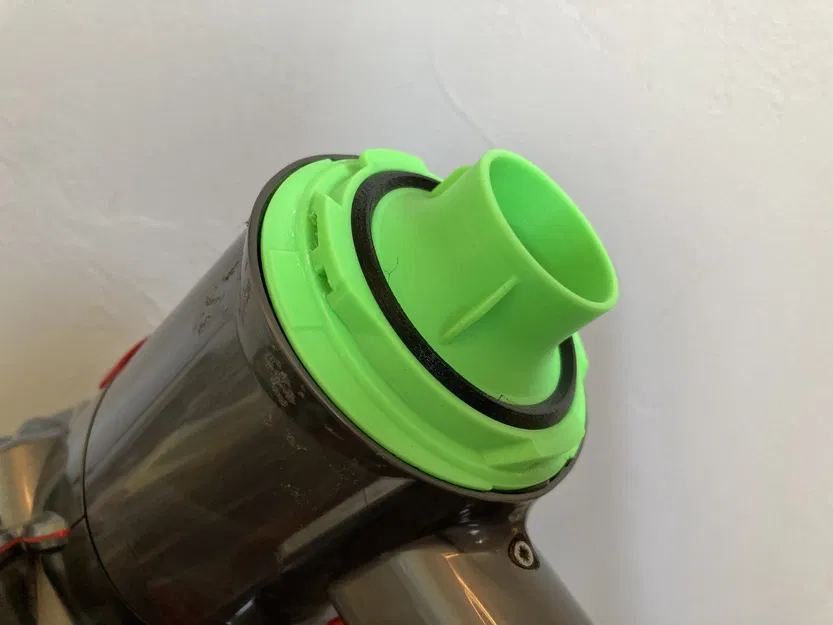 Thay thế bộ lọc phía sau cho máy hút bụi Dyson V8 - Image 4