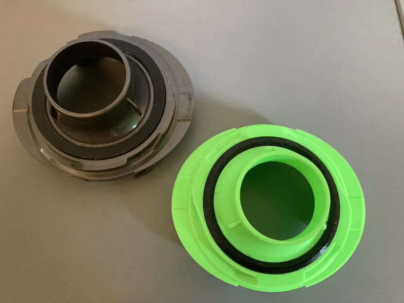 Thay thế bộ lọc phía sau cho máy hút bụi Dyson V8 - Image 6