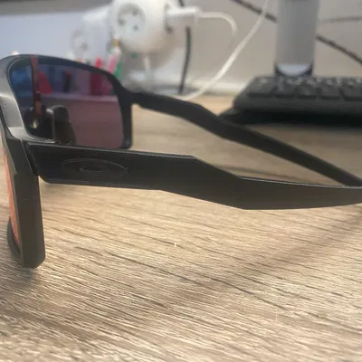 Gọng kính Oakley Sutro cho việc sửa chữa kính