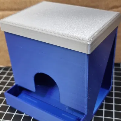 Máy phân phối tăm bông Qtip với hai phiên bản khác nhau