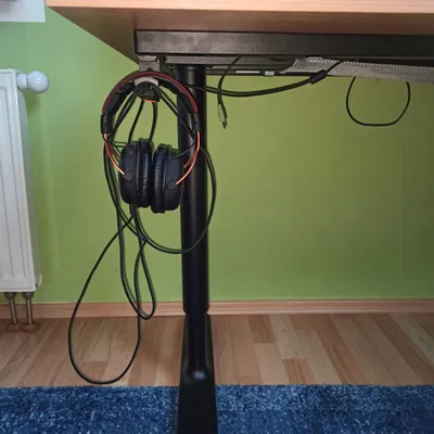 Giá đỡ tai nghe đơn giản để gắn dưới bàn làm việc