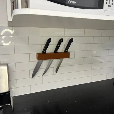Giá đỡ dao treo tường phong cách tối giản