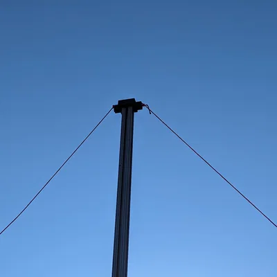 Bộ ổn định cho đường ray phóng tên lửa 1010