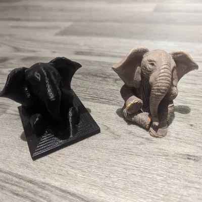 Mô hình voi dễ thương ngồi yên từ bản quét 3D