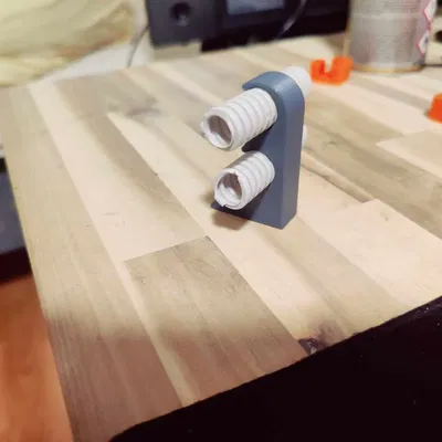 Giá đỡ cho 2 ống dẫn 16mm