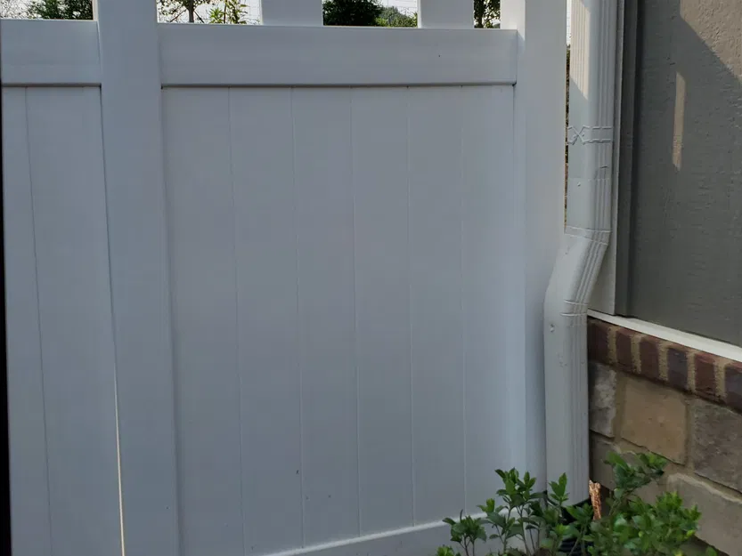 Giá đỡ và nắp cho cột hàng rào vinyl - Image 2