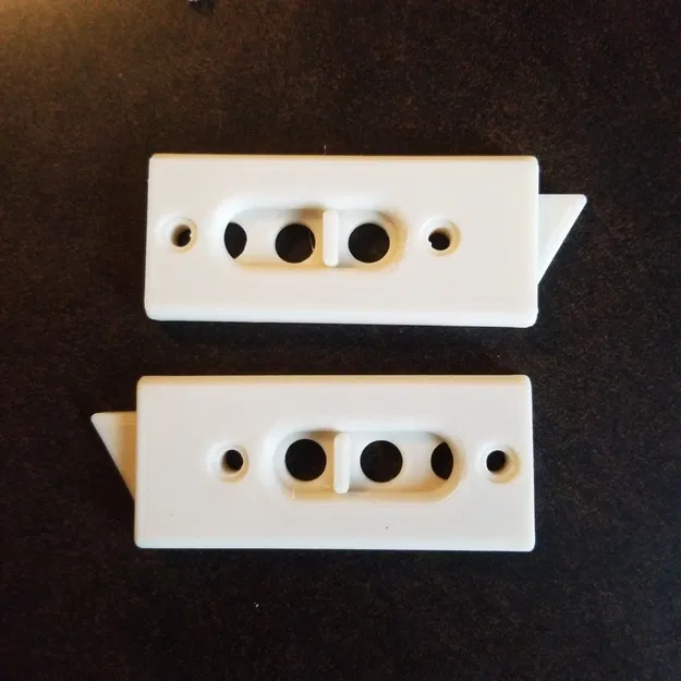 Khóa nghiêng cửa sổ thay thế cho cửa sổ bị hư hại bởi UV - Image 3