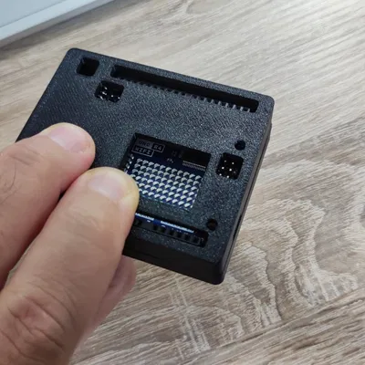 Vỏ bảo vệ cho Arduino Uno R4 với thiết kế hoàn chỉnh