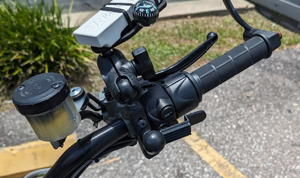 Mở rộng nút điều khiển hành trình cho Energica - Image 1