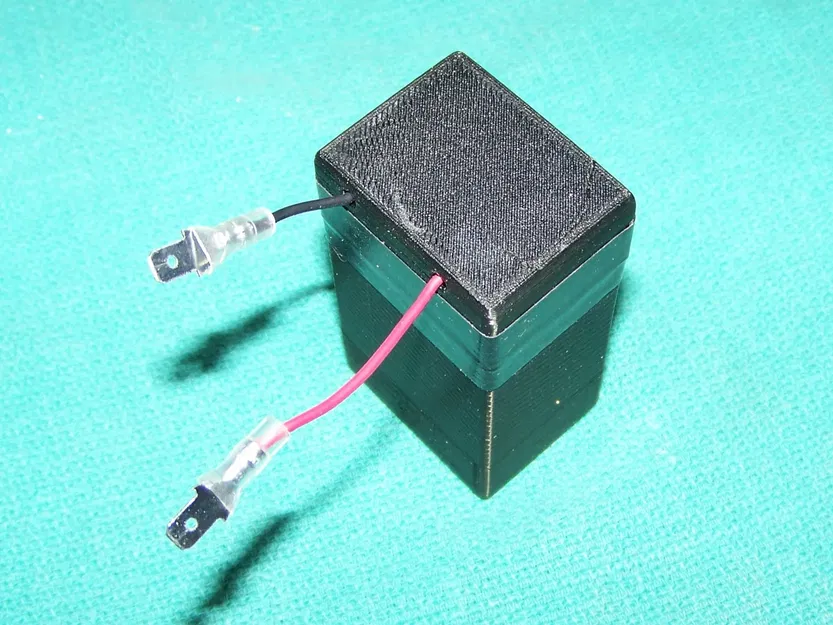 Vỏ pin chì 6V 2AH cho hai pin 18650 - Image 2