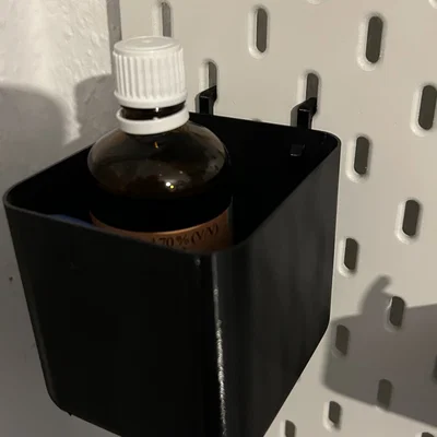 Cốc Skadis - phiên bản remix với lỗ cho móc treo