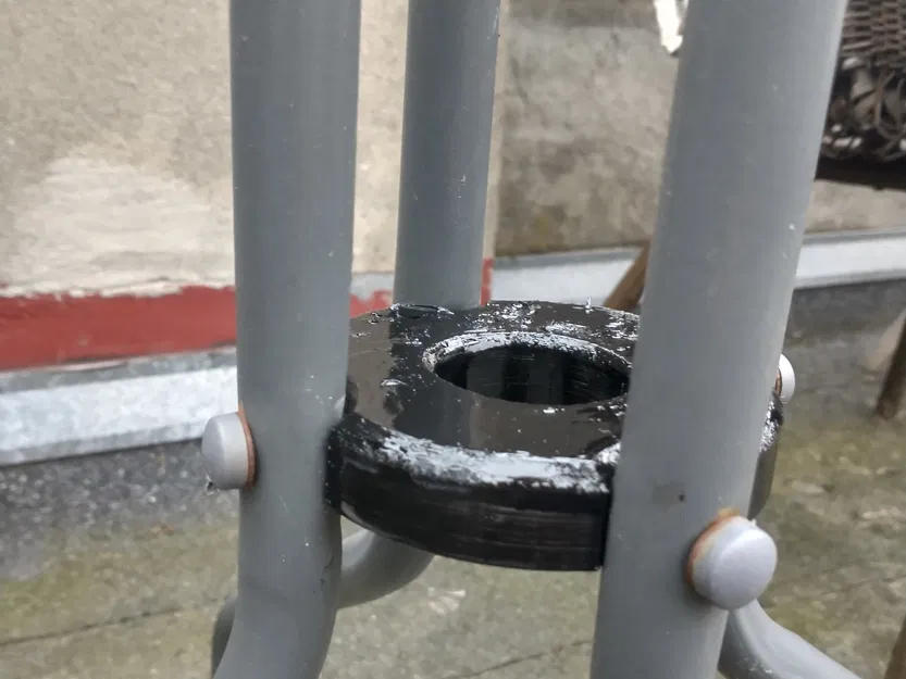 Phụ kiện thay thế 'hub' cho bàn patio kính 60cm - Image 1