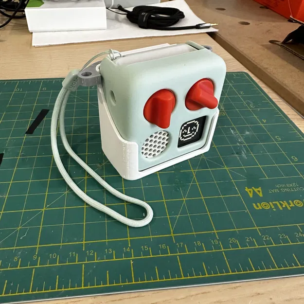 Giá đỡ dây đeo và kẹp thắt lưng cho Yoto Mini v2 - Image 1