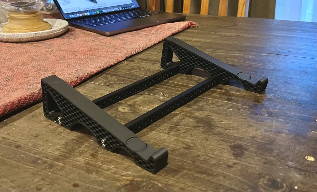 Giá đỡ MacBook 14 inch M1 Pro chắc chắn của Mabur - Image 1