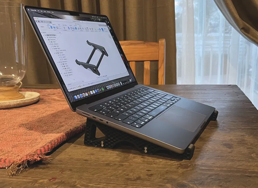 Giá đỡ MacBook 14 inch M1 Pro chắc chắn của Mabur - Image 3