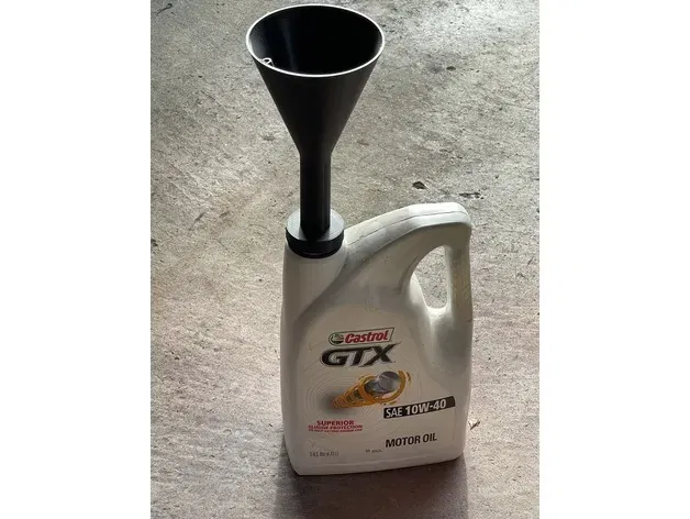 Phễu có lỗ thông khí cho việc đổ dầu nhanh chóng - Image 1