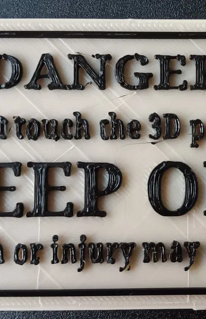 Biển báo máy in 3D hài hước/đáng sợ với thiết kế nổi bật - Image 1