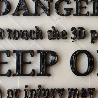 Biển báo máy in 3D hài hước/đáng sợ với thiết kế nổi bật