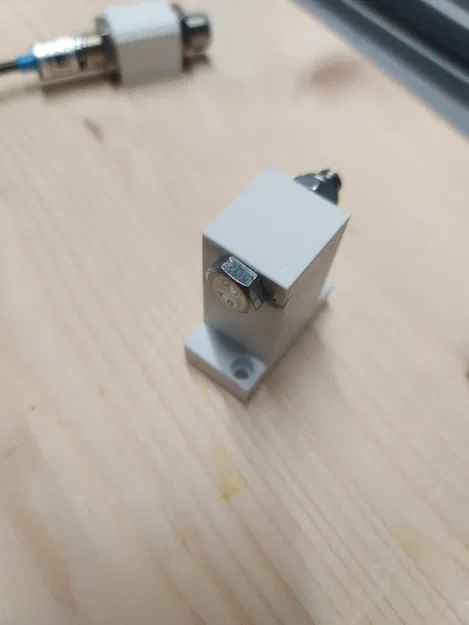 Giá đỡ công tắc giới hạn M12 cho máy CNC - Image 3