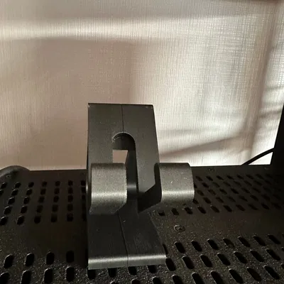 Giá đỡ cho bộ khuếch đại Darkglass