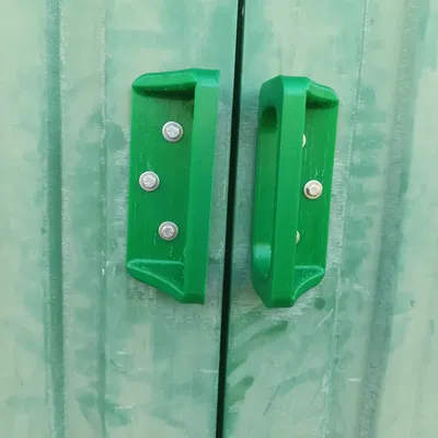 Lan can cho cửa nhà vườn